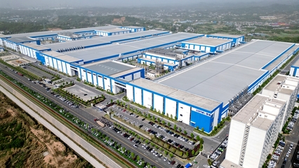 宜昌楚能三號工廠產(chǎn)品正式量產(chǎn)下線 標志項目一期全面建成量產(chǎn)